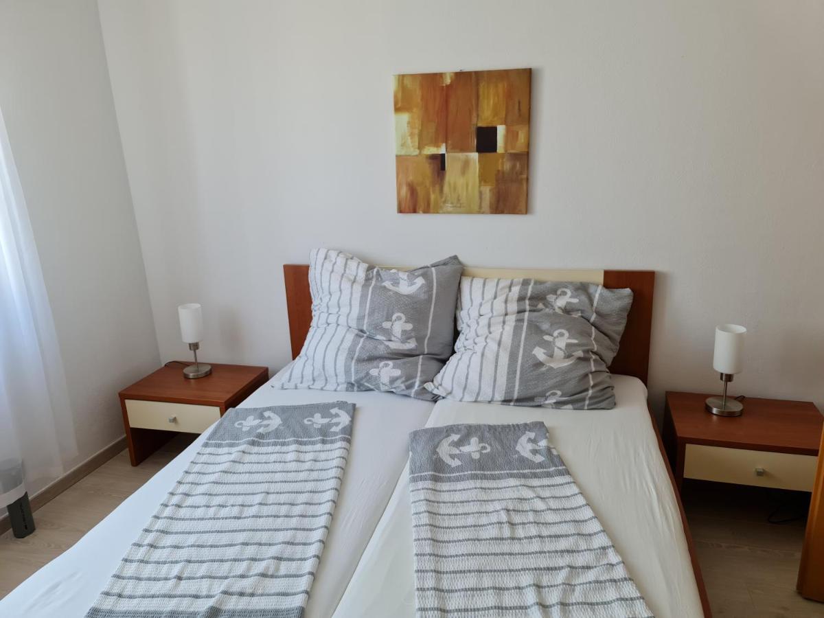 Apartment Mira Pula Ngoại thất bức ảnh