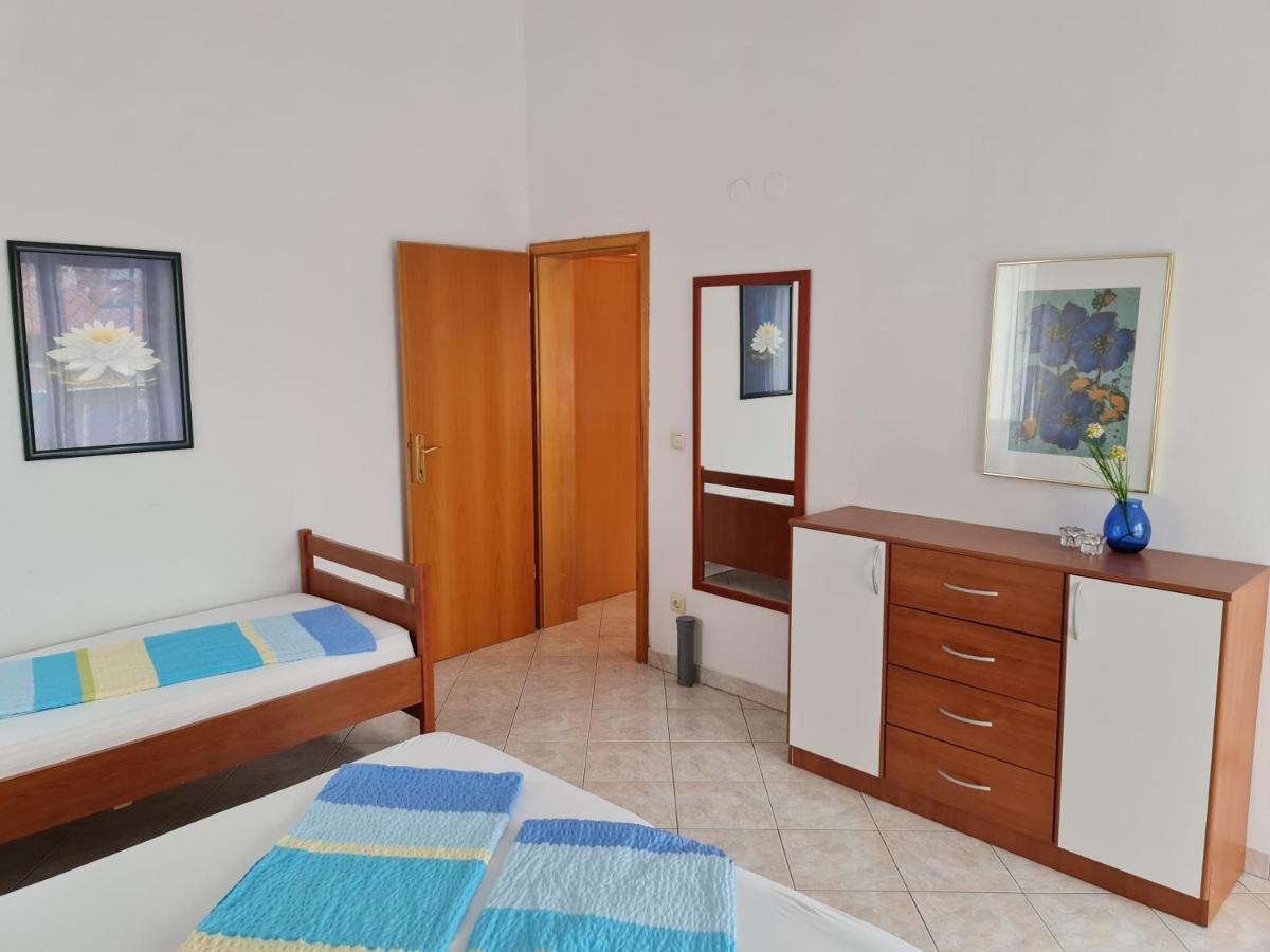 Apartment Mira Pula Ngoại thất bức ảnh